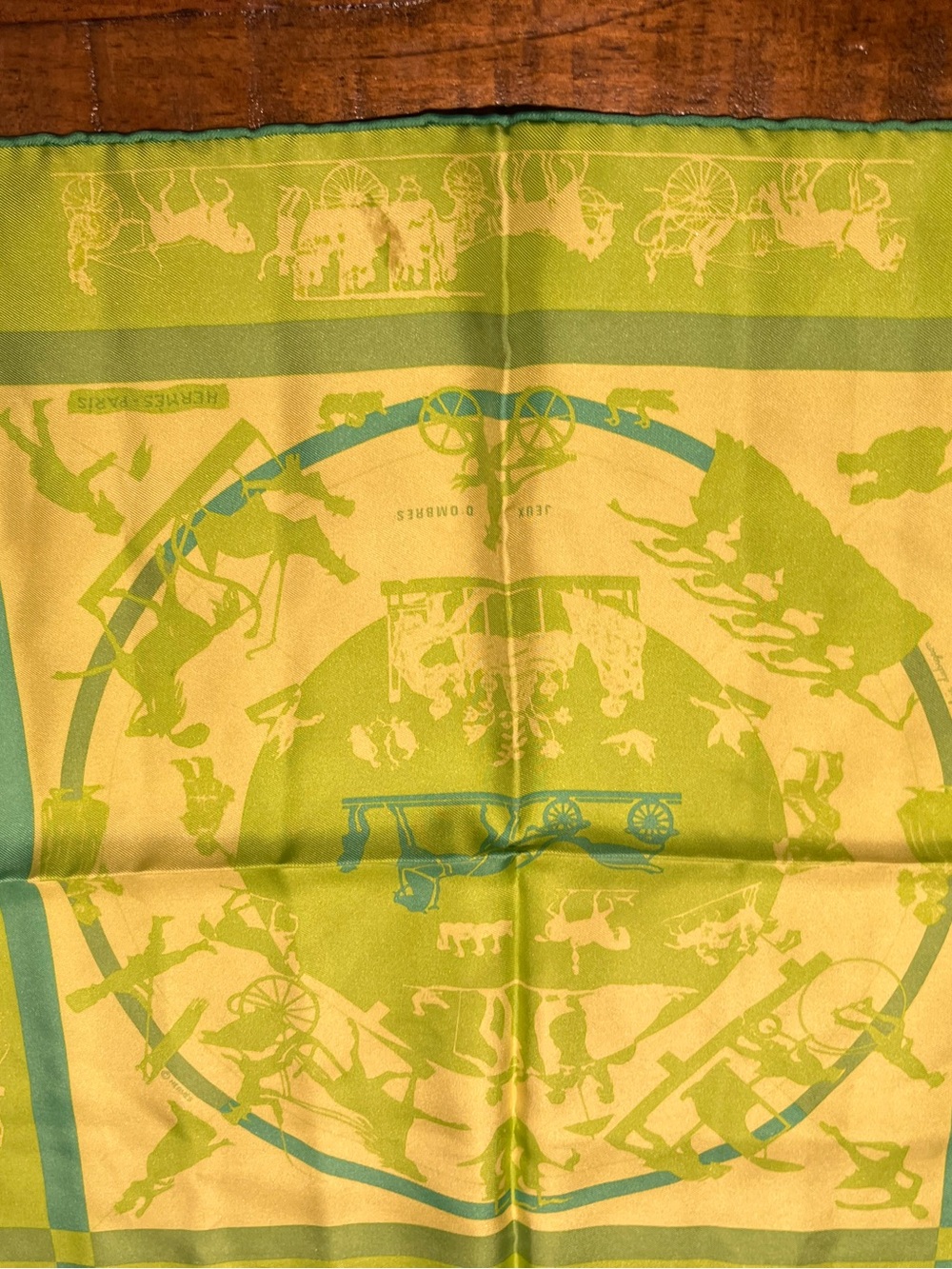 Vintage Hermes Gavrache “Jeux D’ombres” Lime & Mint Silk Neck Scarf - Picture 4 of 6